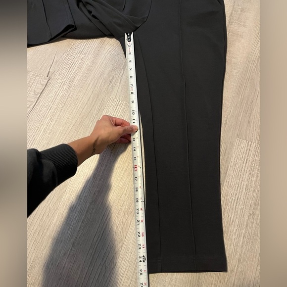 Banana Republic soft cropped high waist pleated elasticized waist pants S - Picture 5 of 11